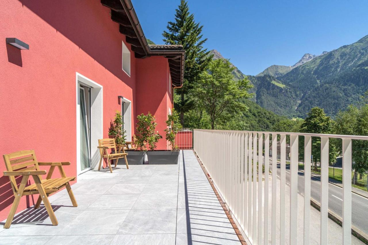 Hotel Relais Lucomagno Olivone Exterior foto